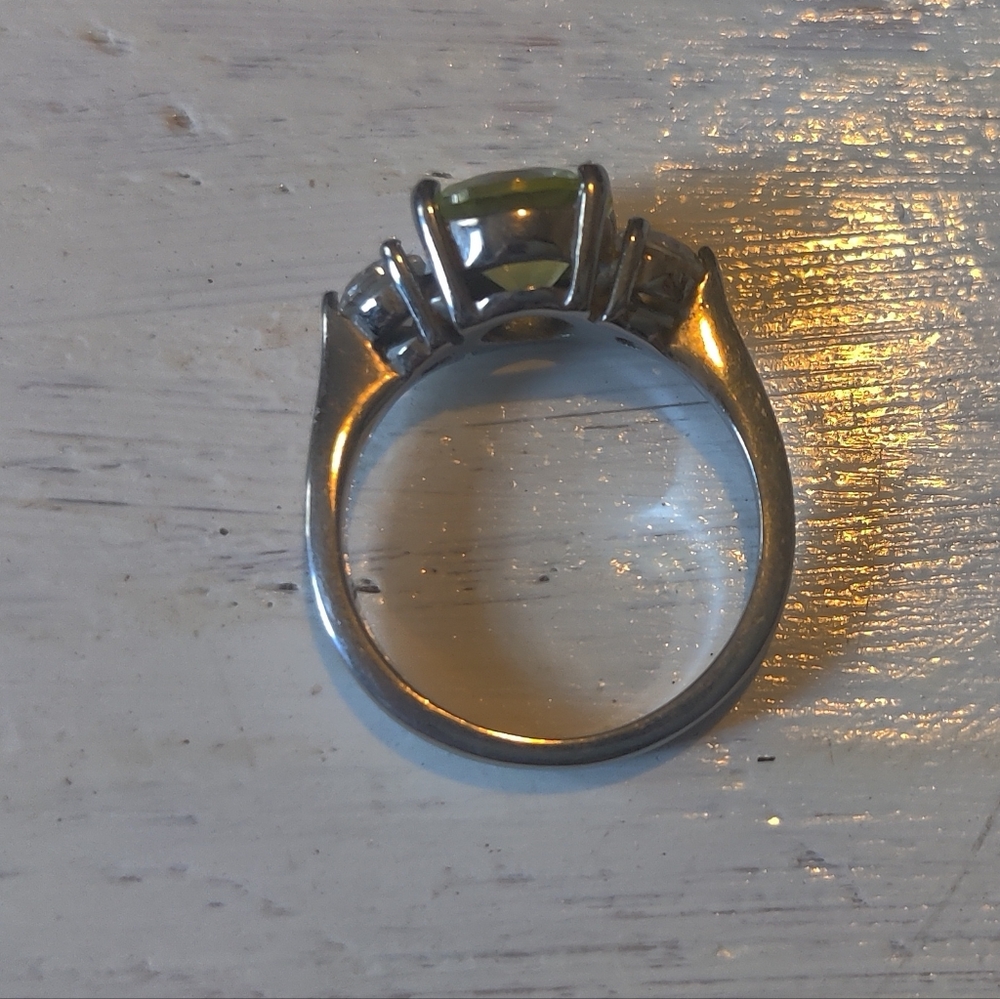 ⭐3 For $21⭐Elegant Silver and Green Gemstone Ring - Picture 5 of 5